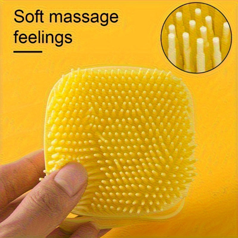 Pet Shower Brush – Gentle Grooming with Built-in Shampoo Dispenser for Dogs & Cats